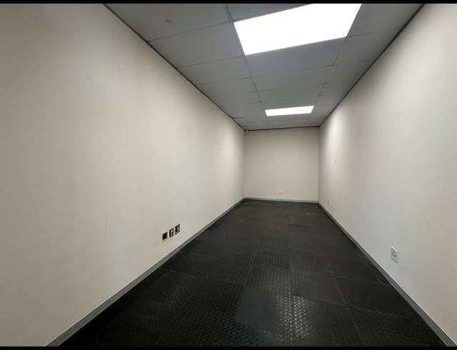 386M² OFFICE TO LET IN SANDTON CENTRAL